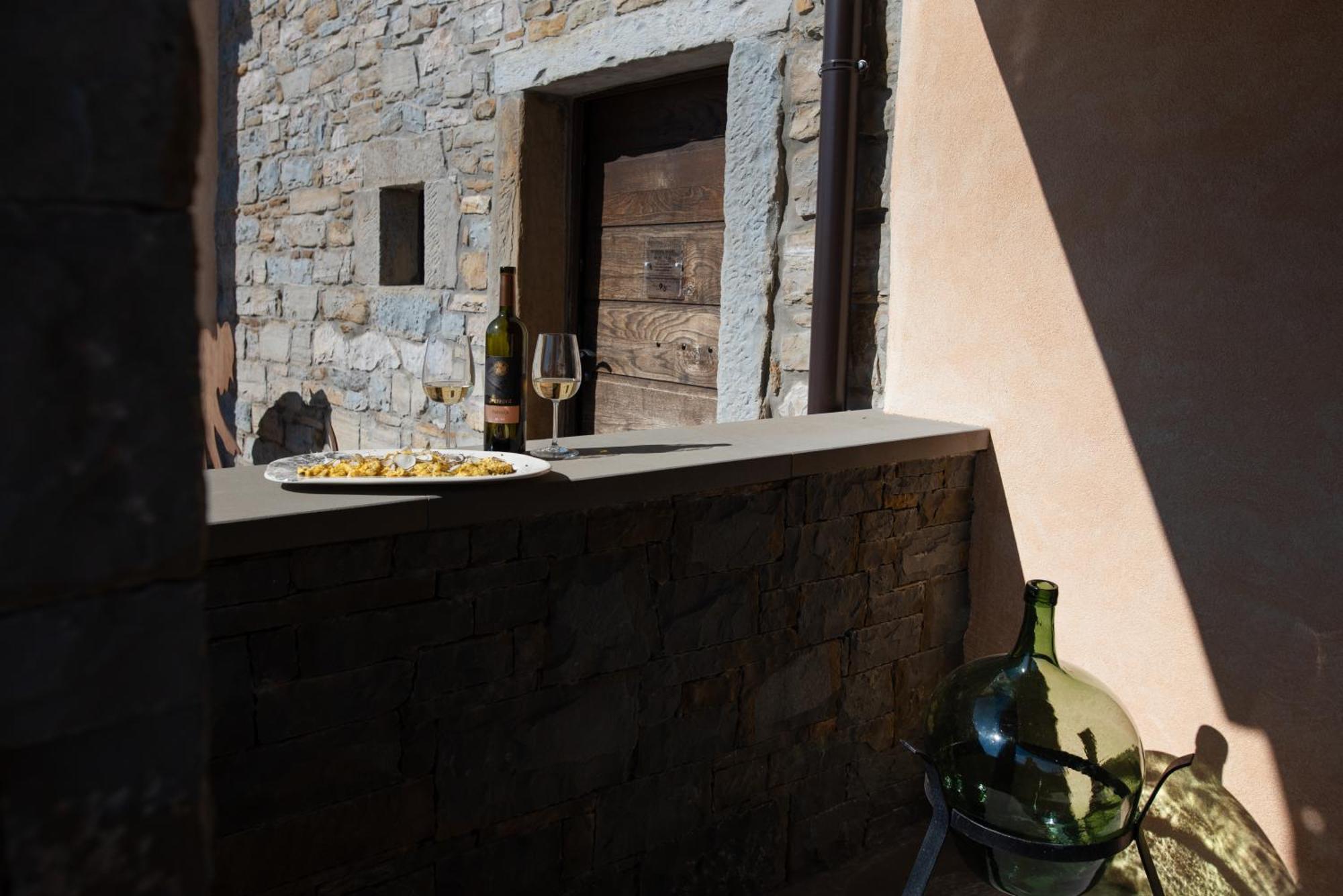 Truffle House Karlic Apartment Buzet Exterior foto